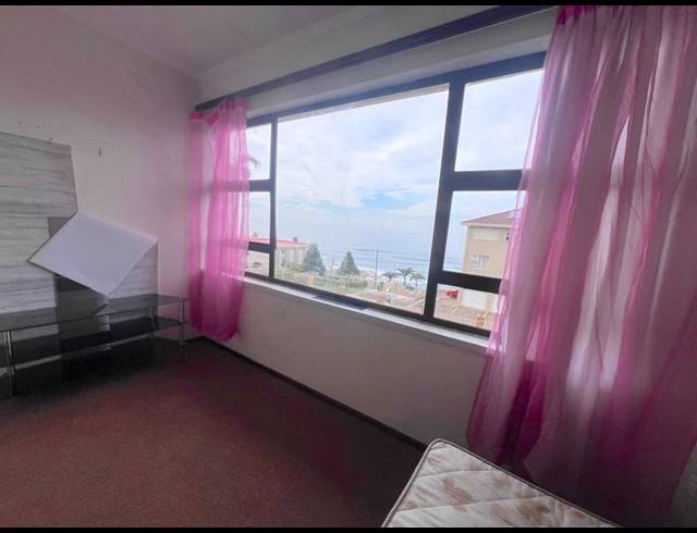 1 BEDROOM PROPERTY TO RENT IN UVONGO BEACH